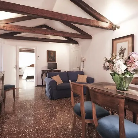 Palazzetto San Lio, Rialto Apartmán