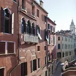Palazzetto San Lio, Rialto Apartament