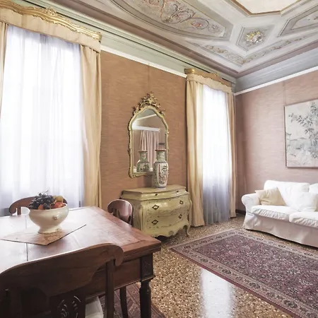 Palazzetto San Lio, Rialto Venise