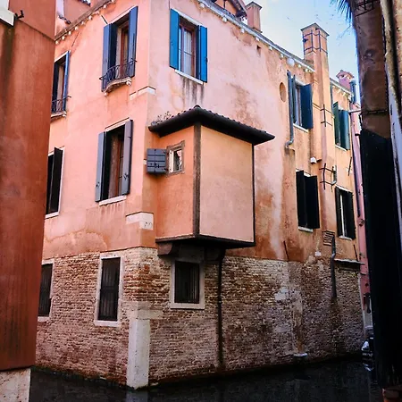 Palazzetto San Lio, Rialto * Venetië