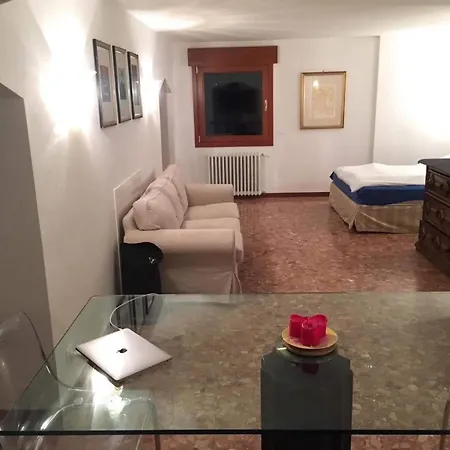 Palazzetto San Lio, Rialto Appartement *