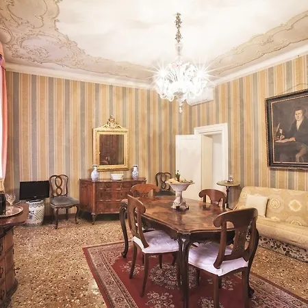 Palazzetto San Lio, Rialto